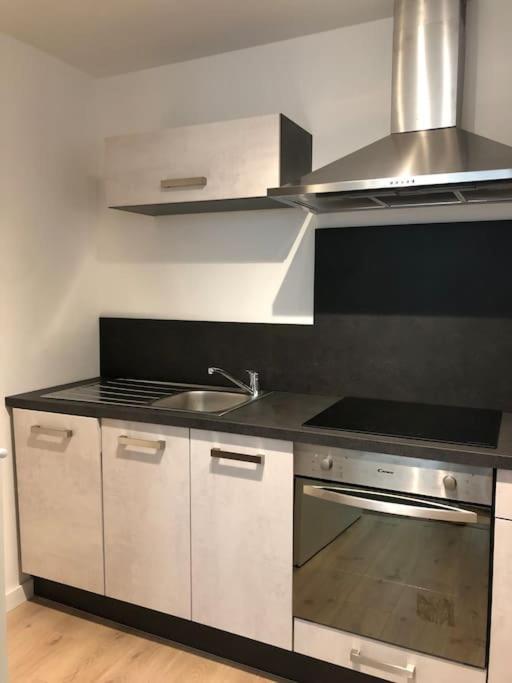 Appartement Moderne & Lumineux 40M2 Centre Luxeuil Ngoại thất bức ảnh